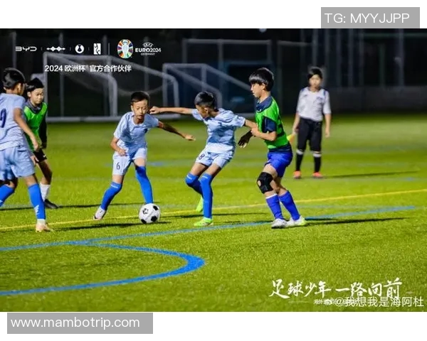 小孩子眼中的足球明星梦想与现实的奇妙碰撞 小孩子眼中的足球明星梦想与现实的奇妙碰撞