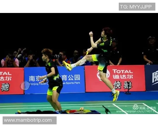 成都羽毛球队在世界锦标赛中的精彩表现与状态分析 成都羽毛球队在世界锦标赛中的精彩表现与状态分析